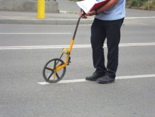 Octogenară accidentată în timp ce traversa prin loc nepermis